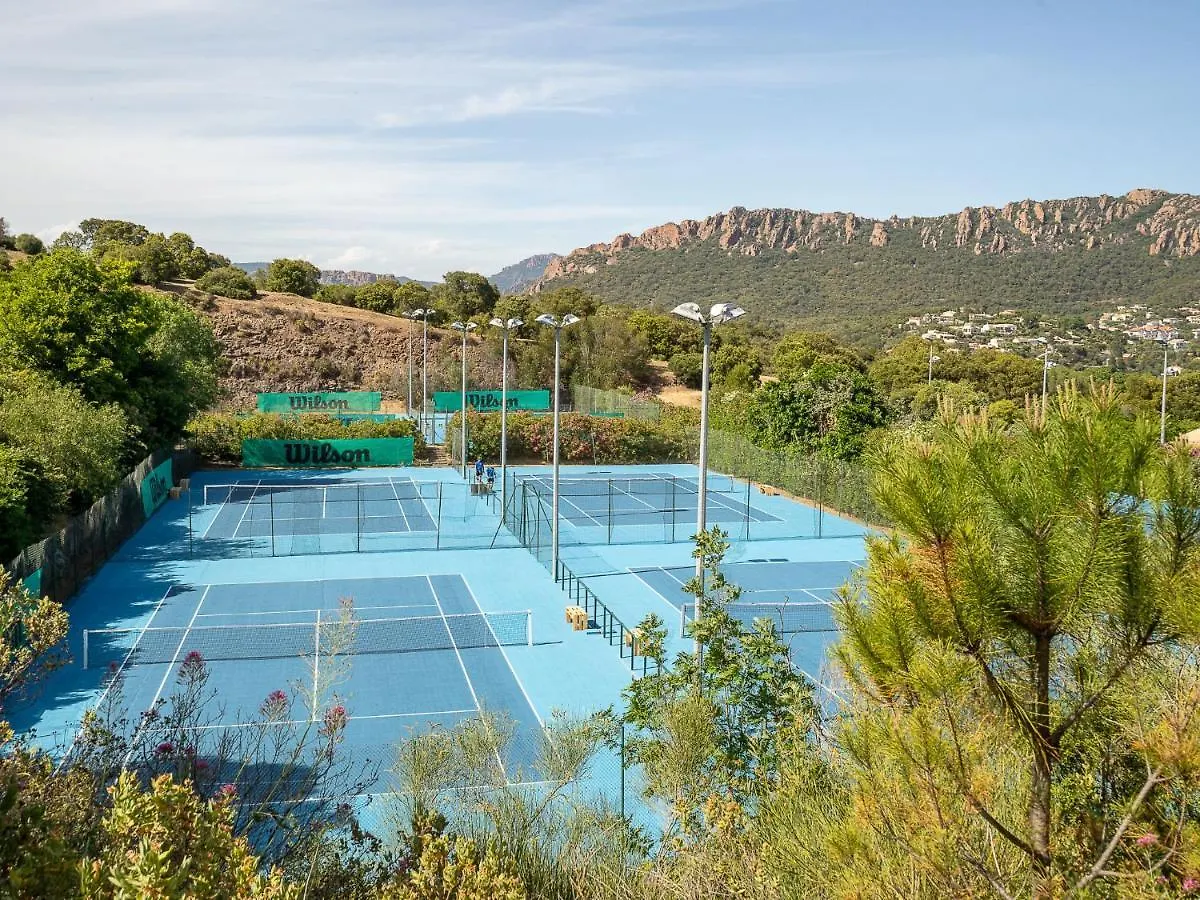 Apartment Village Cap Esterel - Les Bastides-10 By Interhome Saint-Raphaël França