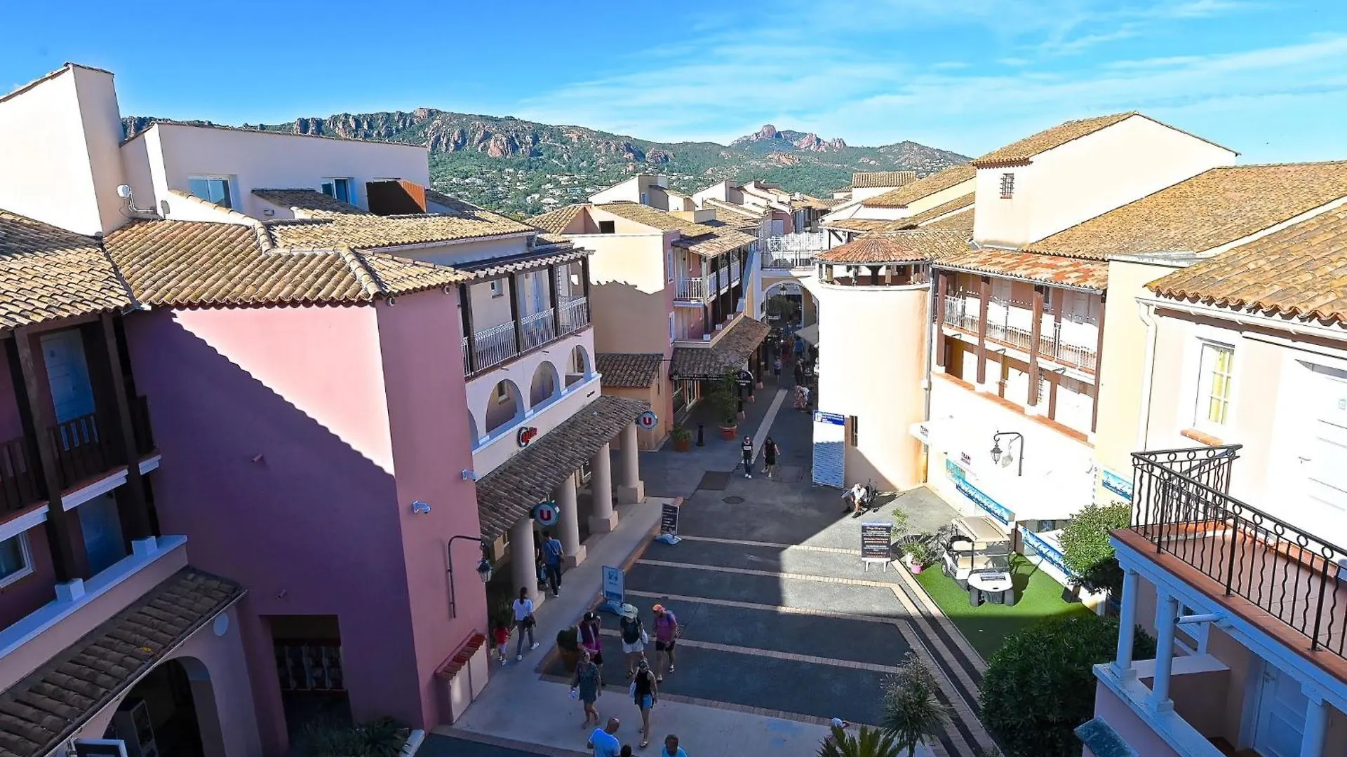 Apartment Village Cap Esterel - Les Bastides-10 By Interhome Saint-Raphaël 0*,