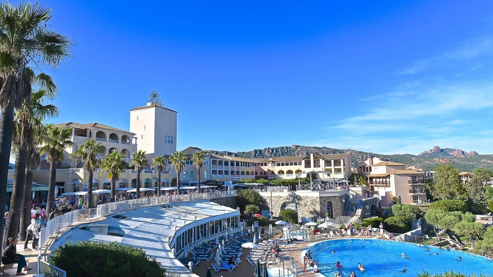 Apartment Village Cap Esterel - Les Bastides-10 By Interhome Saint-Raphaël França