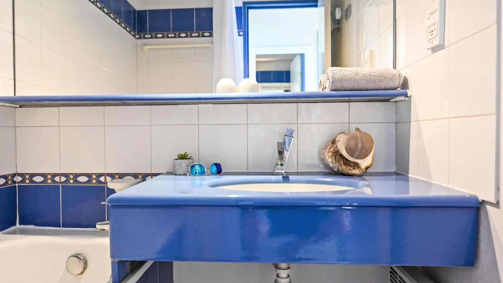 Apartment Village Cap Esterel - Les Bastides-10 By Interhome Saint-Raphaël