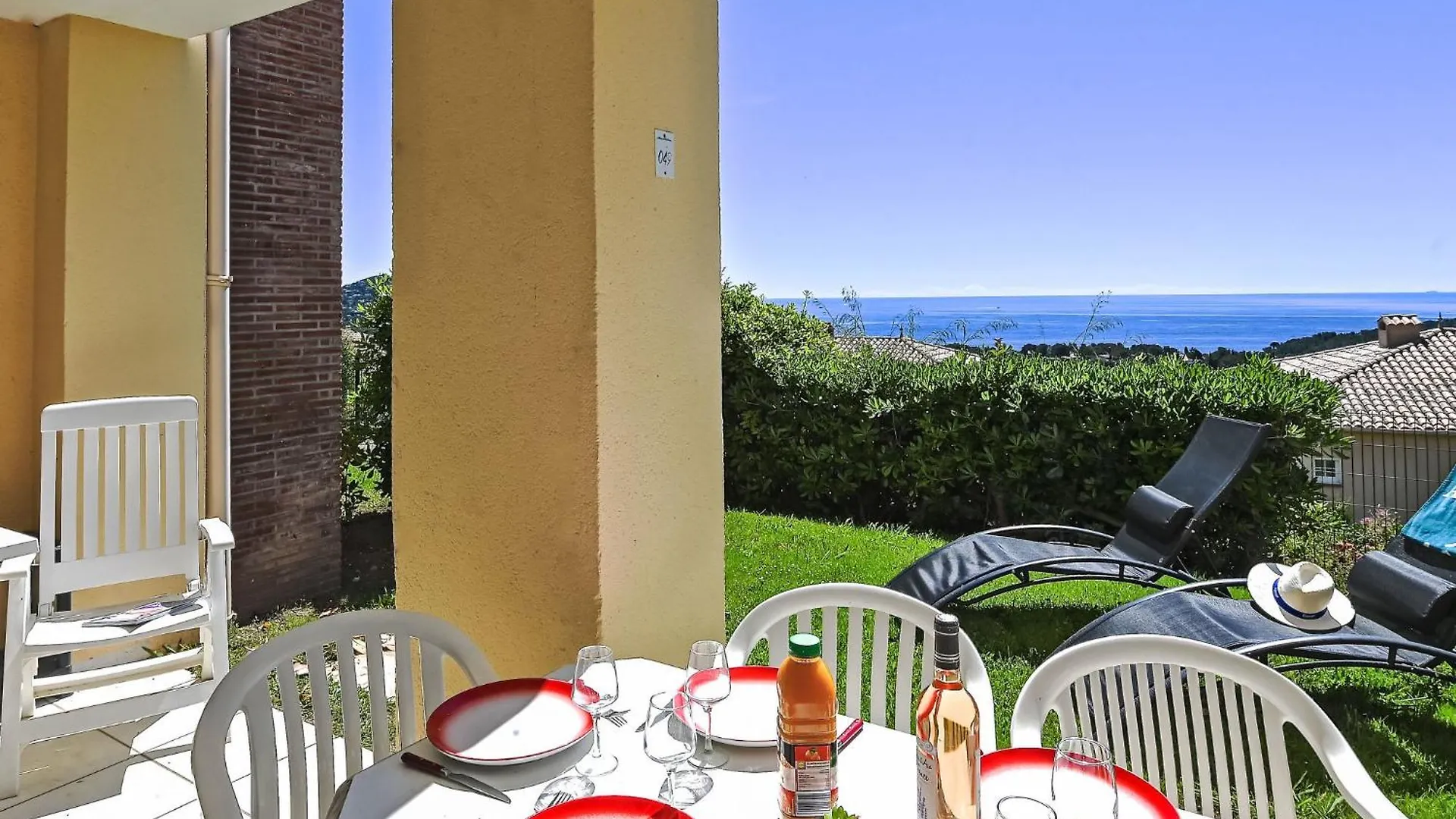 Apartment Village Cap Esterel - Les Bastides-10 By Interhome Saint-Raphaël