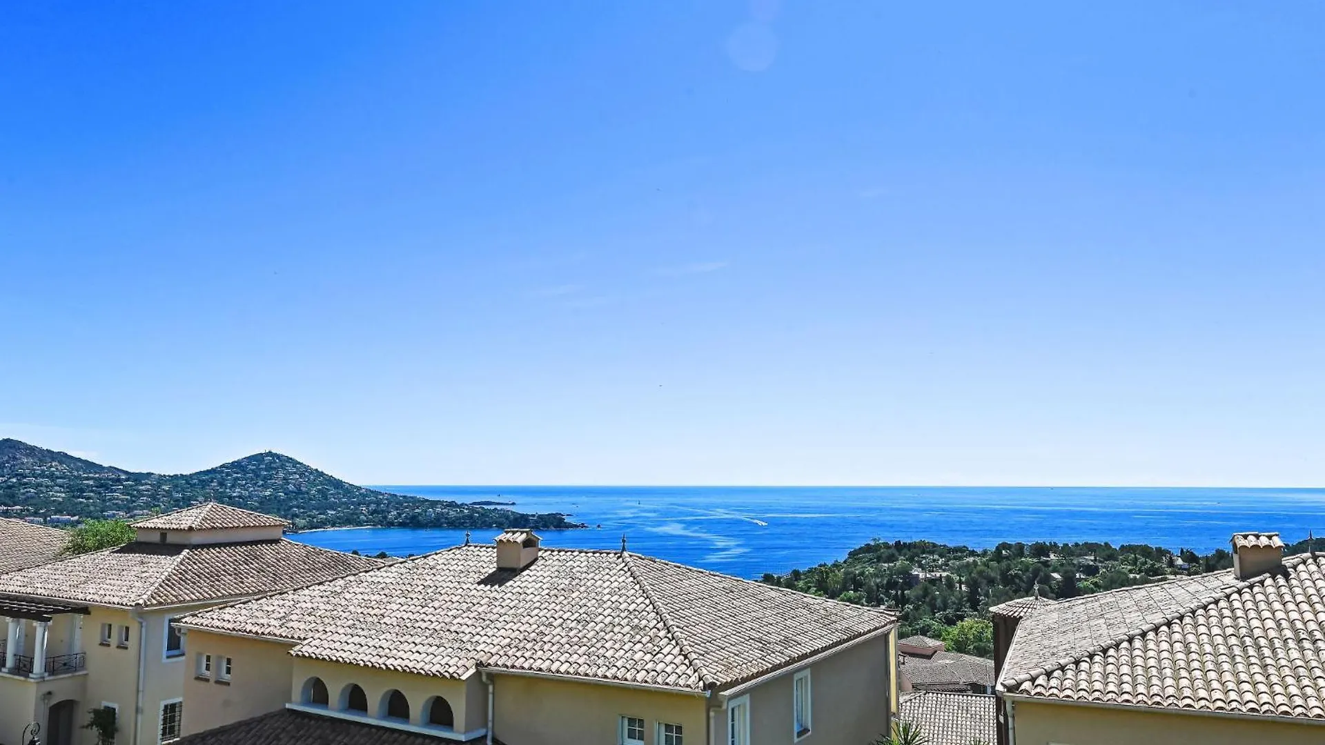 Apartment Village Cap Esterel - Les Bastides-10 By Interhome Saint-Raphaël